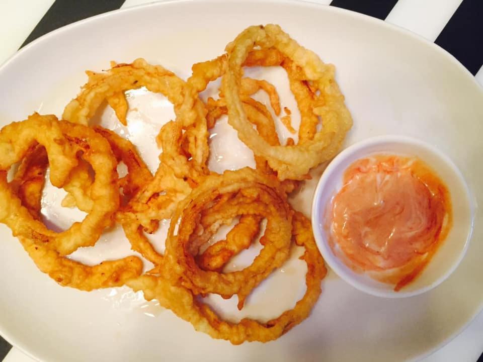 Lindstrom'S Inn ปางเลา ภายนอก รูปภาพ